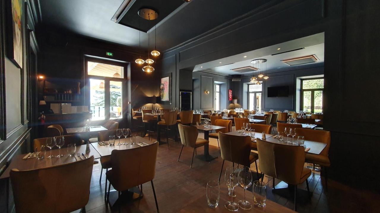 Hotel Restaurant Le Repere Vizille Exterior photo